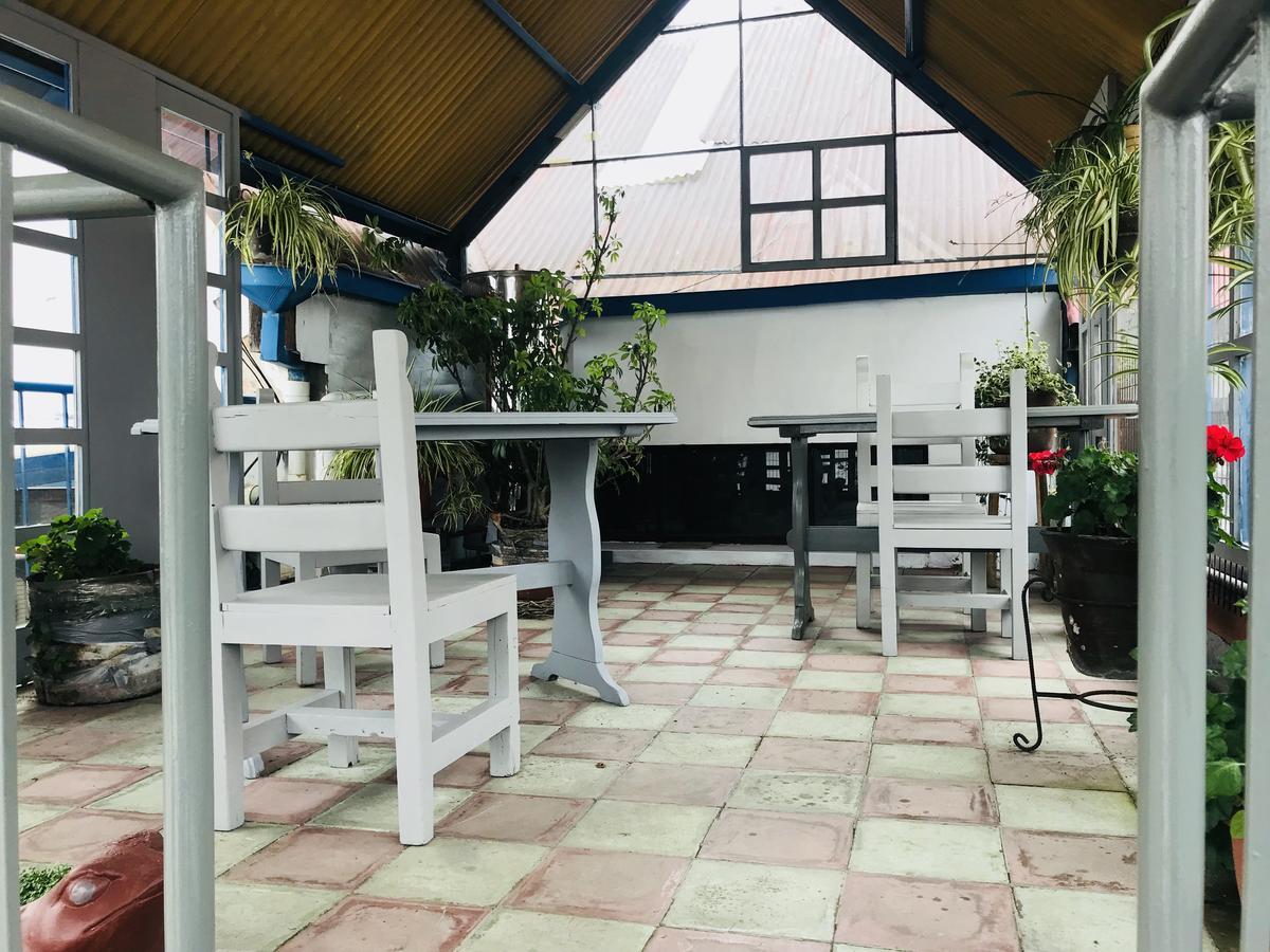 Hostal Posada Del Maple Quito Esterno foto